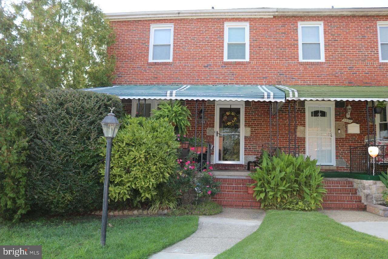 5204 Hillburn Avenue - Photo 1