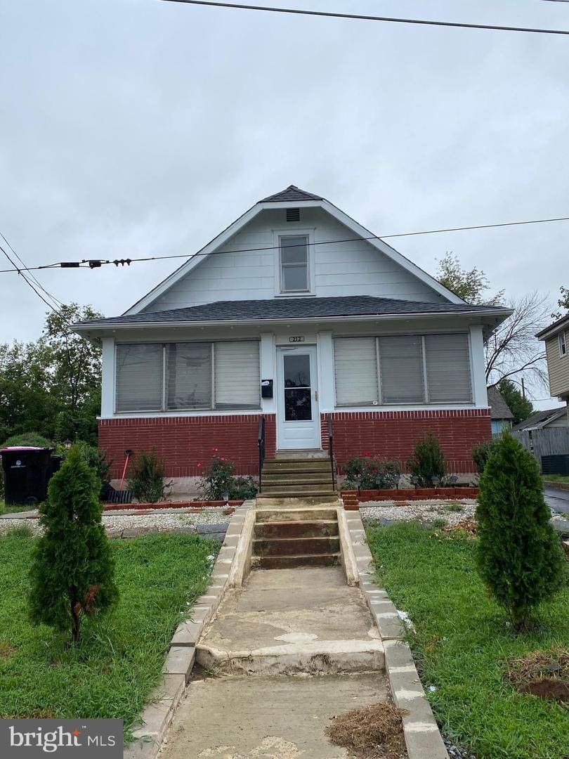 212 High Street - Photo 1