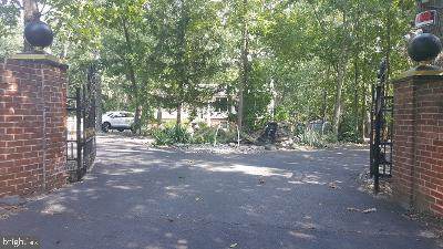 48 Woodside Drive - Photo 1