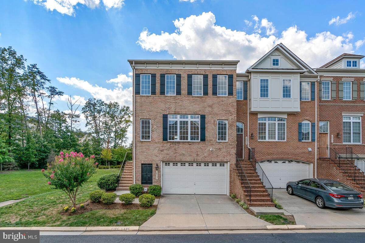 24957 Bannockburn Terrace - Photo 1