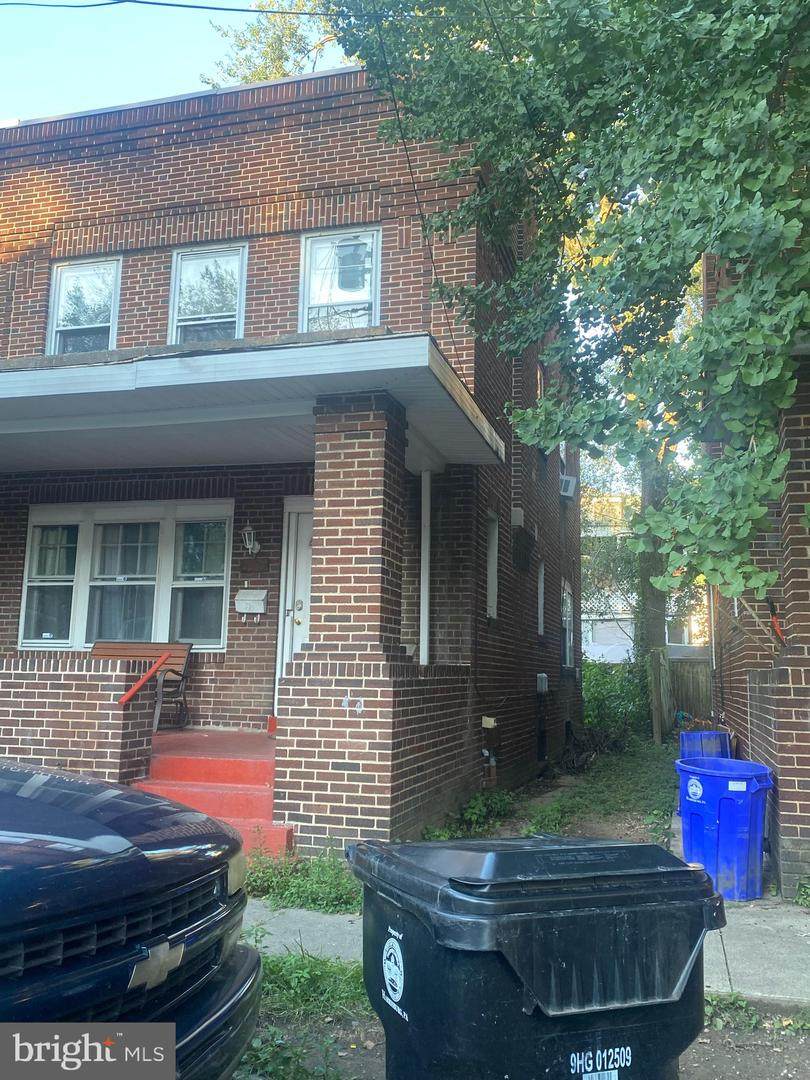 2327 Penn Street - Photo 1