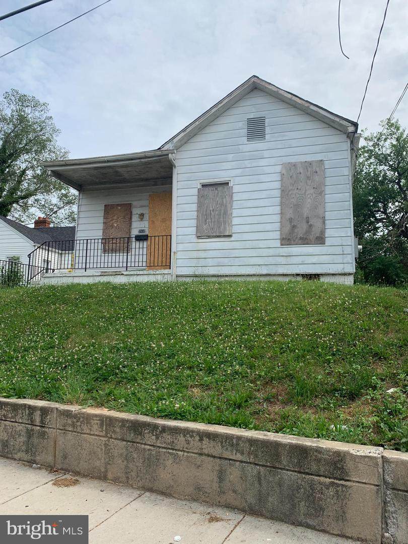 2532 Elvans Road - Photo 1