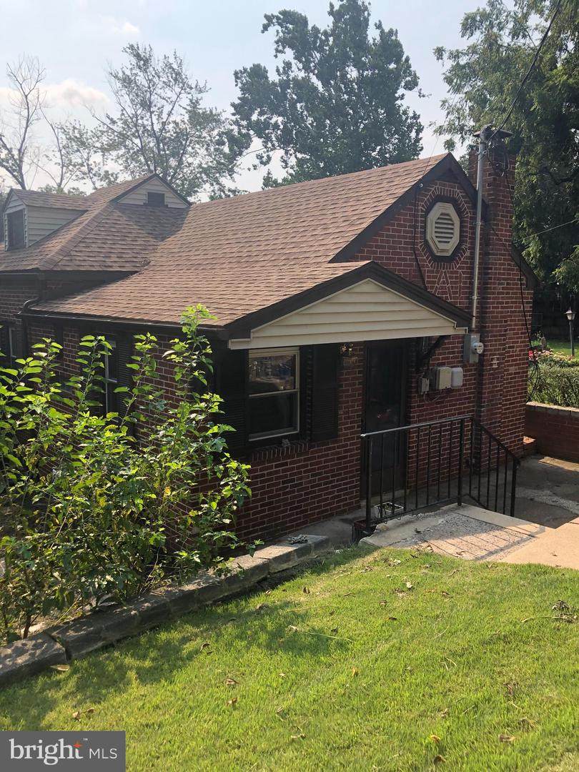 5685 Creekview Road - Photo 1