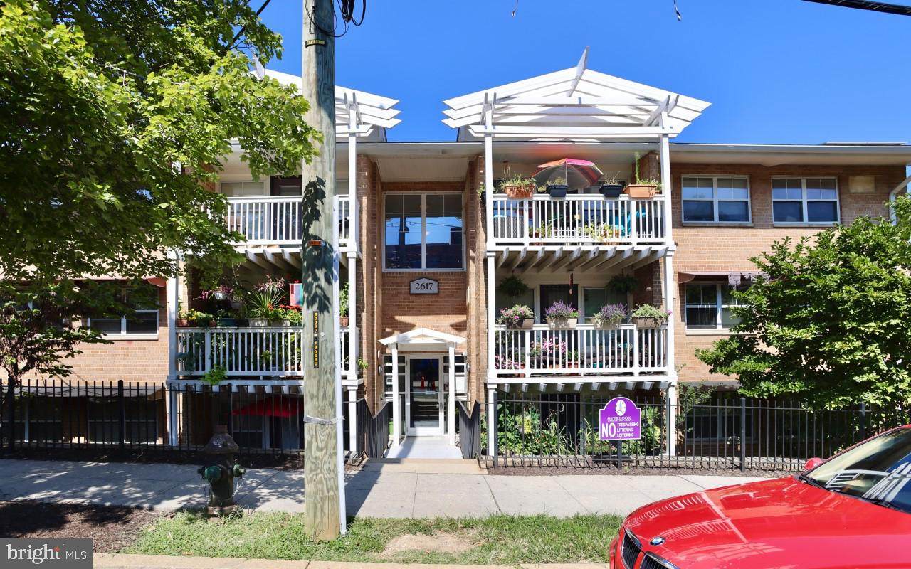2617 Douglas Place - Photo 1