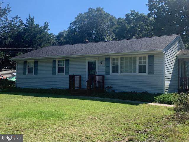 67 Middle Drive - Photo 1