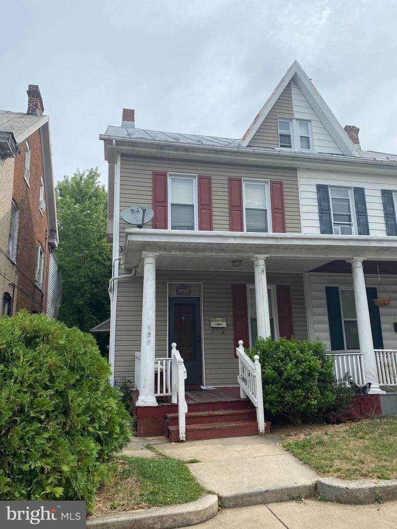 128 North Avenue - Photo 1
