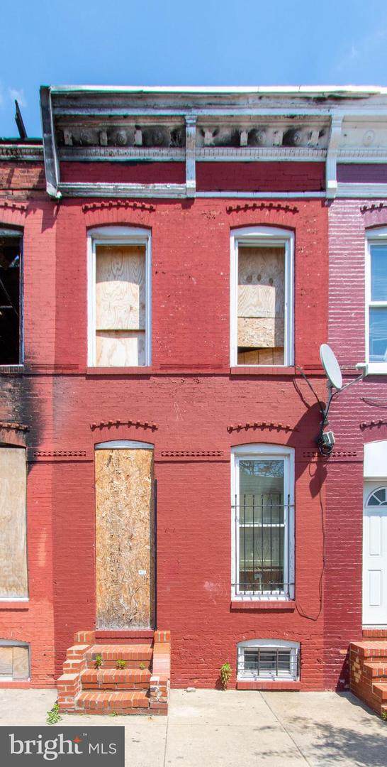305 Fulton Avenue - Photo 1