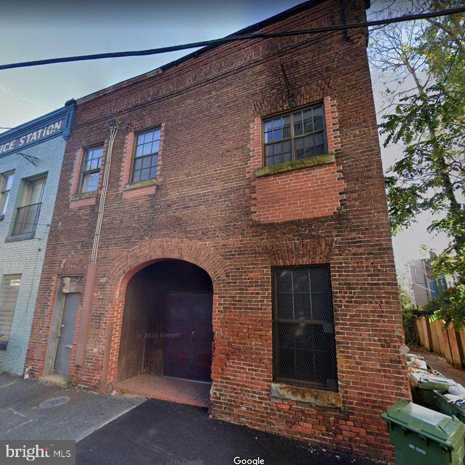 1111 Hunter Street - Photo 1