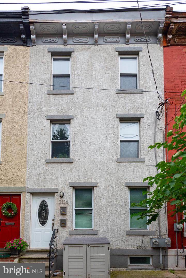 2136 Ellsworth Street - Photo 1