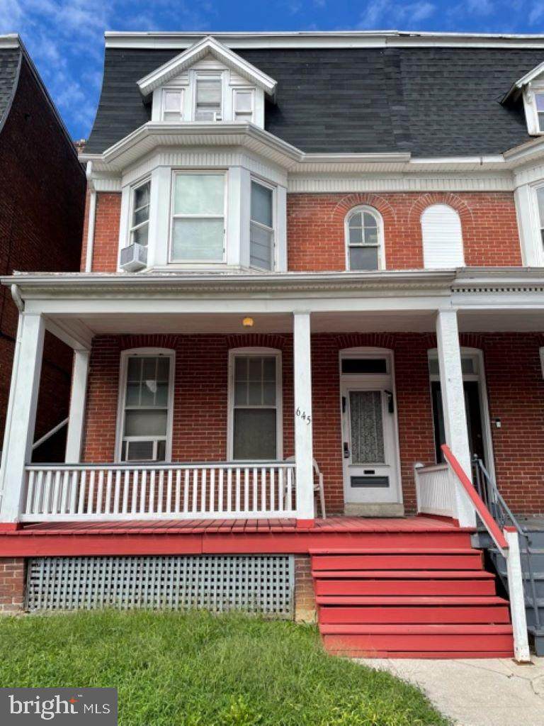 645 Pennsylvania Avenue - Photo 1