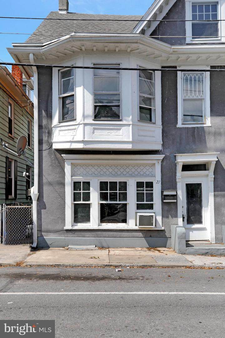 27 Summer Street - Photo 1