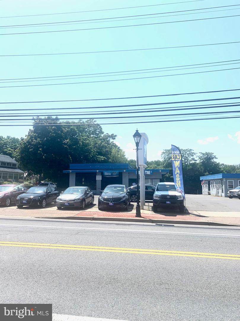 328 Main St - Photo 1