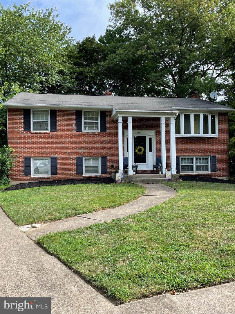 21 Lloyd Avenue - Photo 1