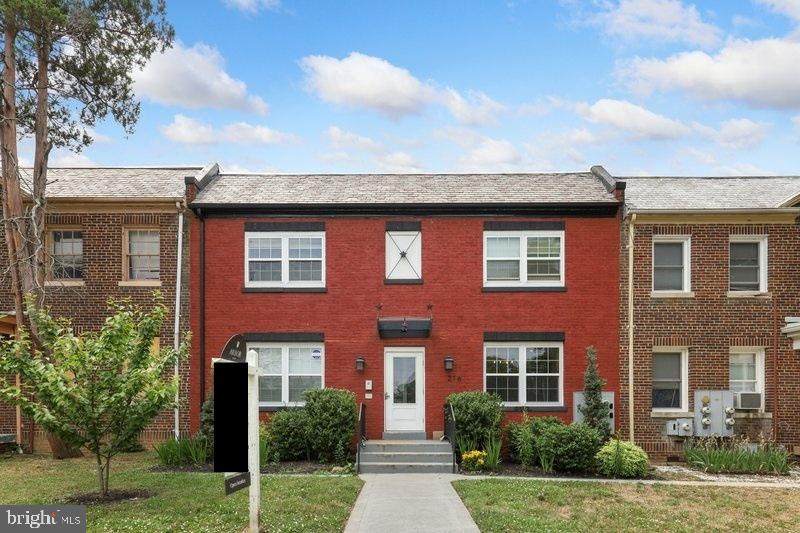 216 21ST Street - Photo 1