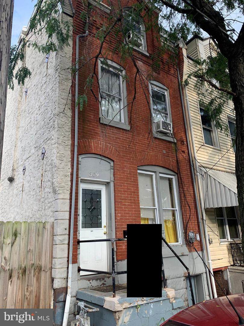 309 Schuylkill Avenue - Photo 1