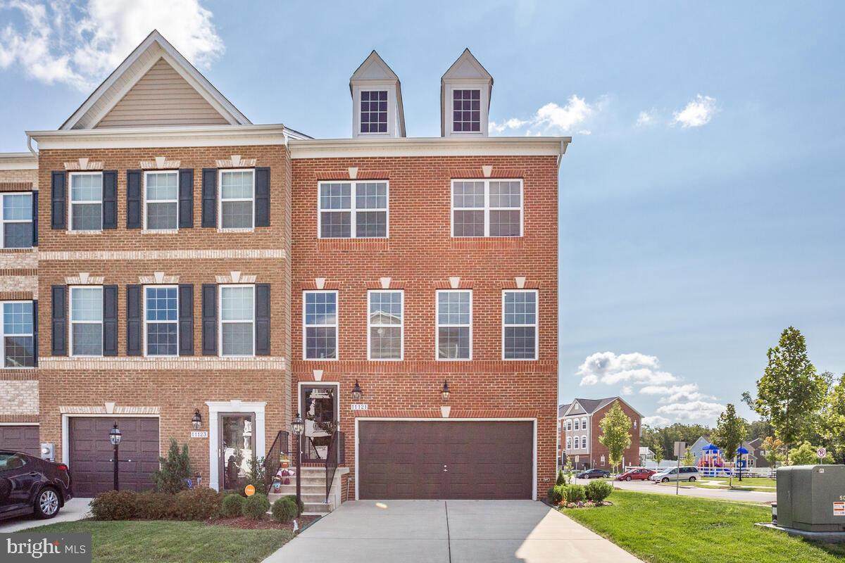 11121 Southport Place - Photo 1