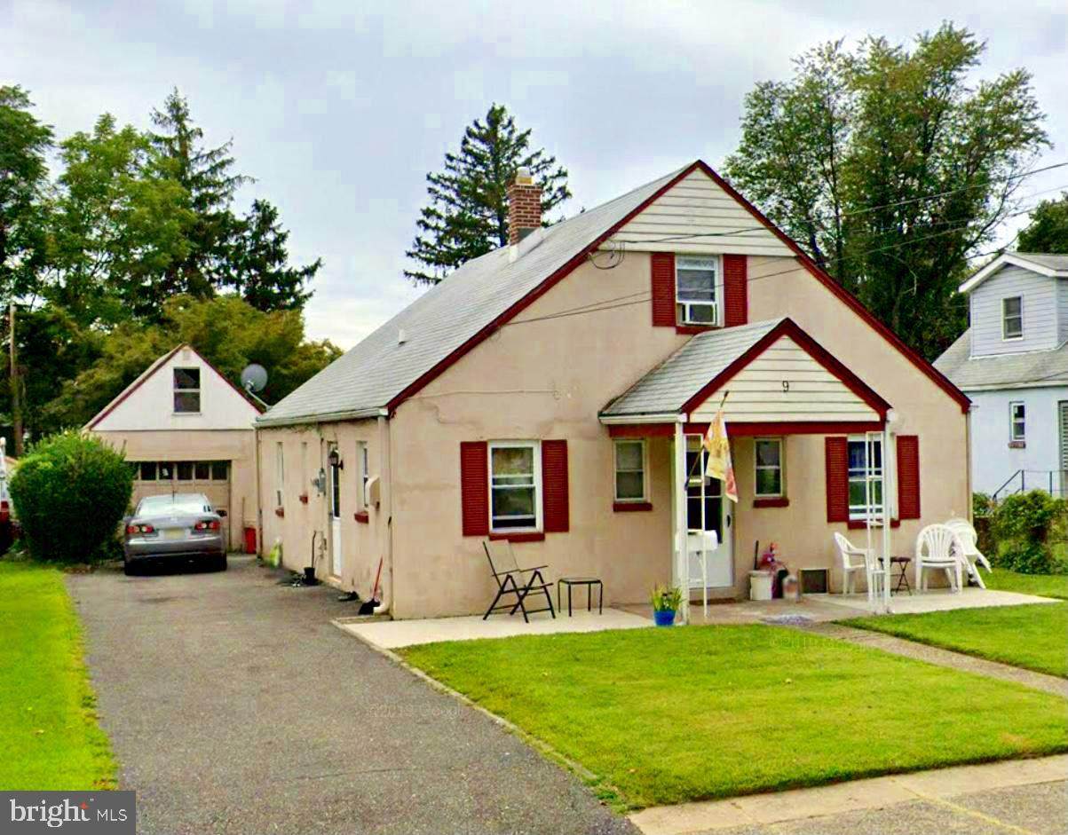 9 Virginia Avenue - Photo 1