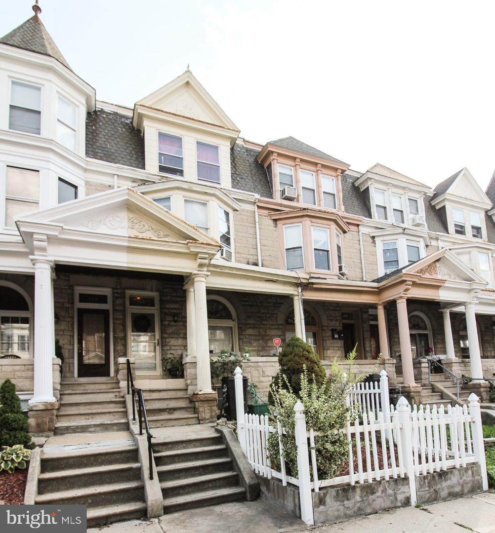 146 Windsor Street - Photo 1