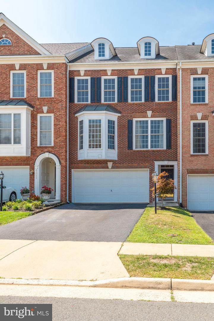 43731 Lees Mill Square - Photo 1