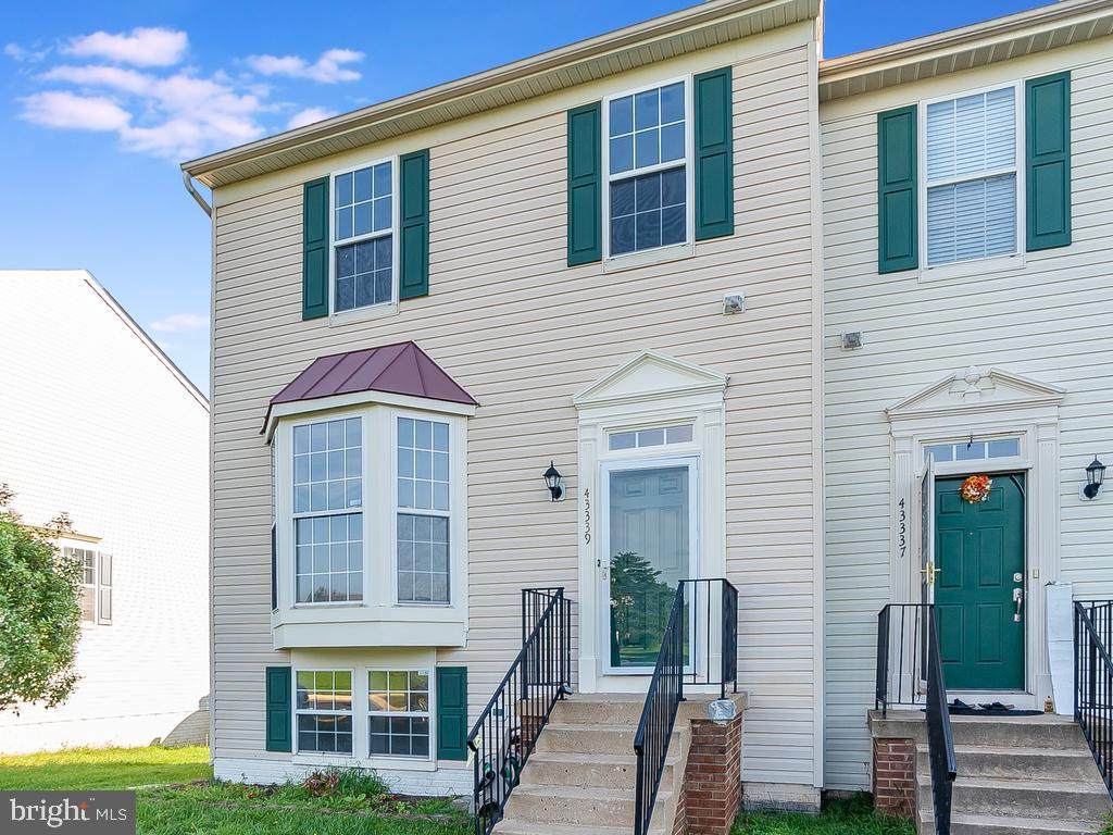 43339 Chokeberry Square - Photo 1