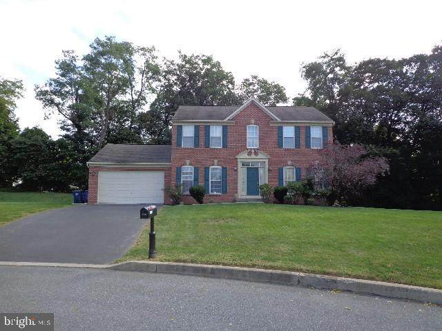 918 Colonial Court - Photo 1
