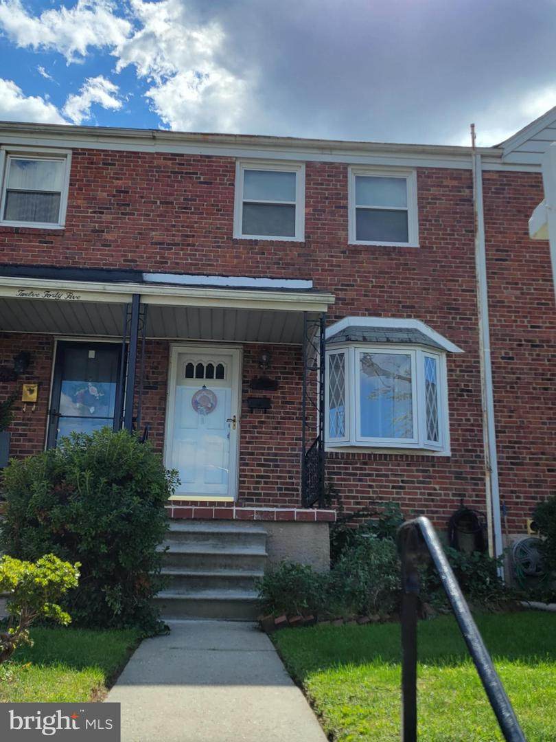 1243 Brewster Street - Photo 1