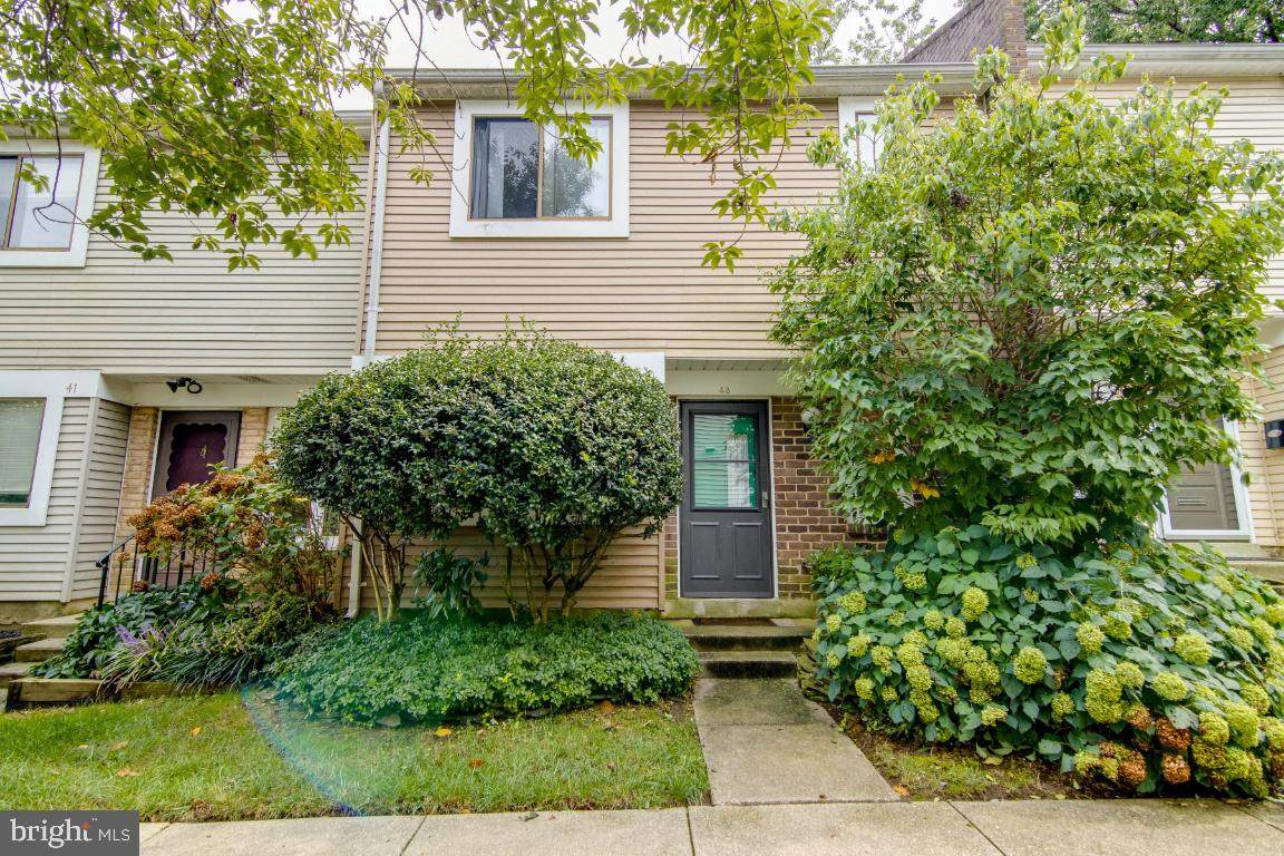 43 Rockwell Court - Photo 1
