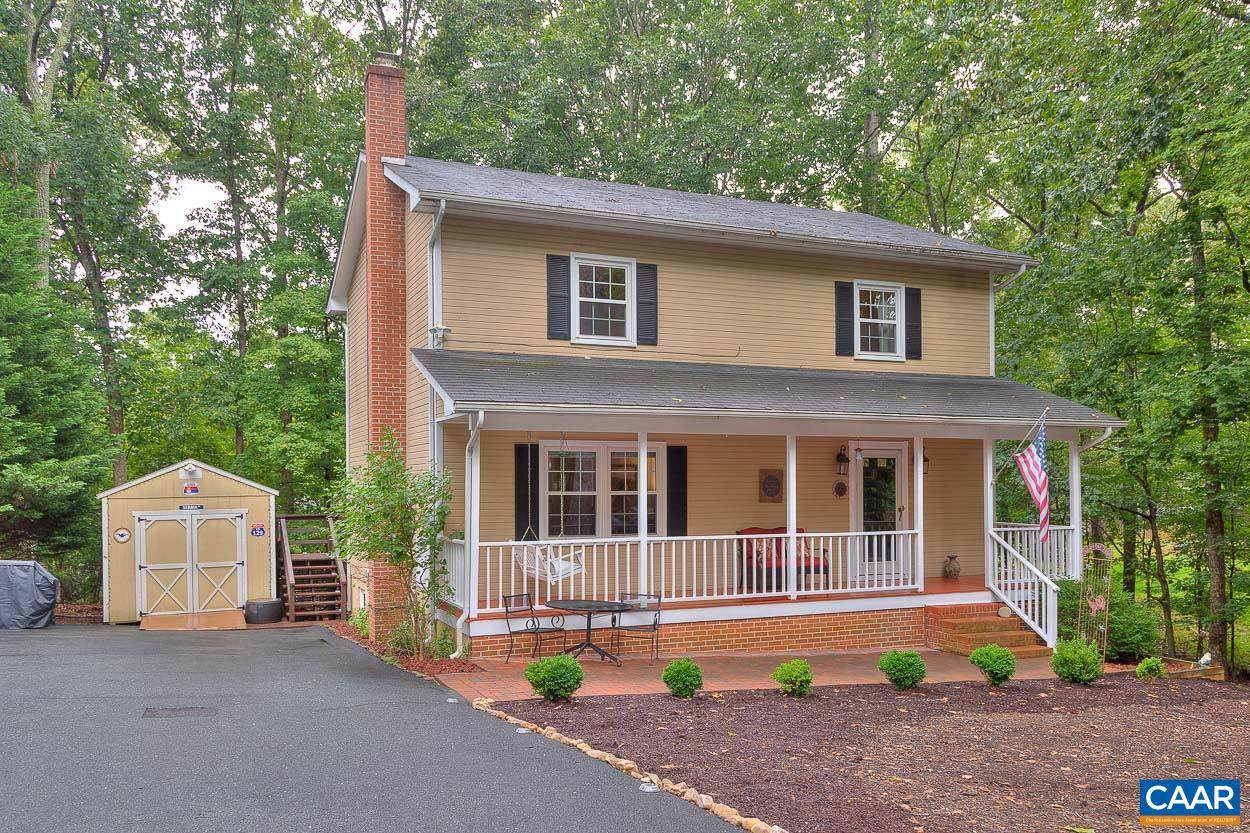 33 Woodlawn Dr - Photo 1