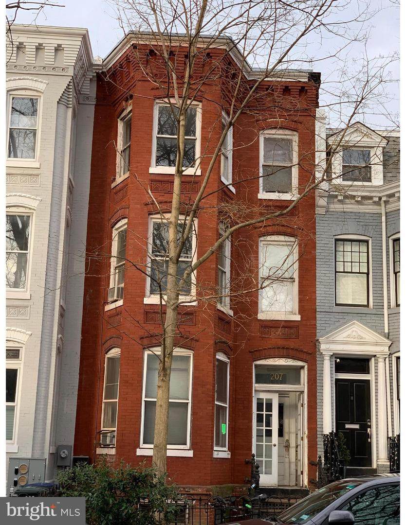 207 3RD Street - Photo 1