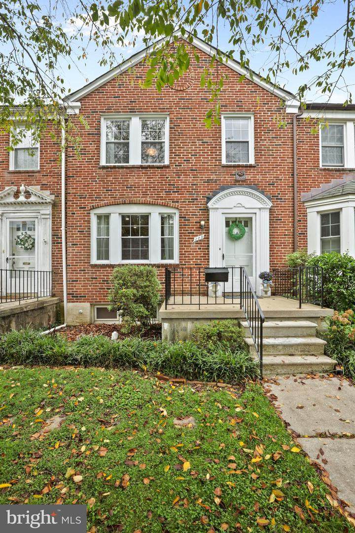 209 Gaywood Road - Photo 1