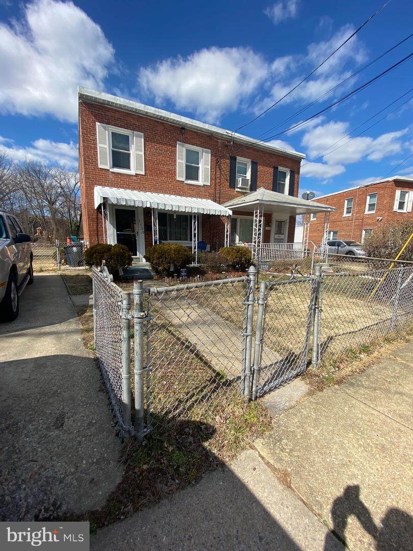 1120 Booker Drive - Photo 1