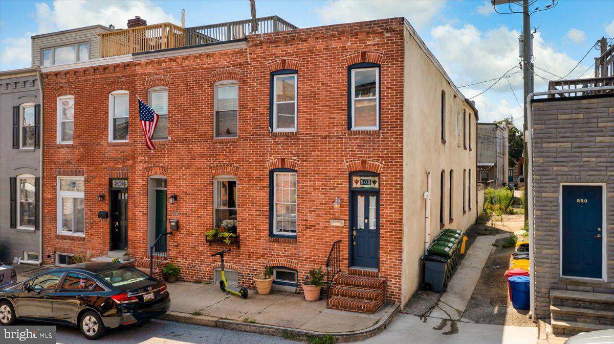 802 Glover Street - Photo 1