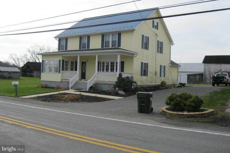 7999 Great Cove Road - Photo 1