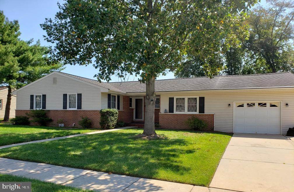 234 Poplar Street - Photo 1