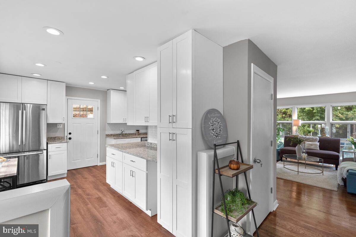 1404 Morningside - Photo 1
