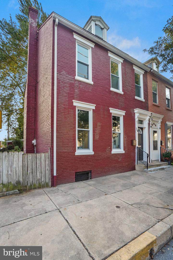 120 3RD Street - Photo 1