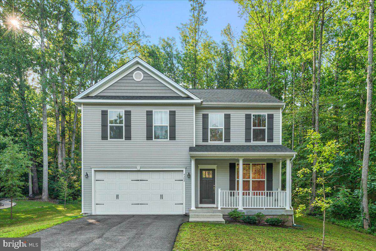 4304 Lakeview Parkway - Photo 1