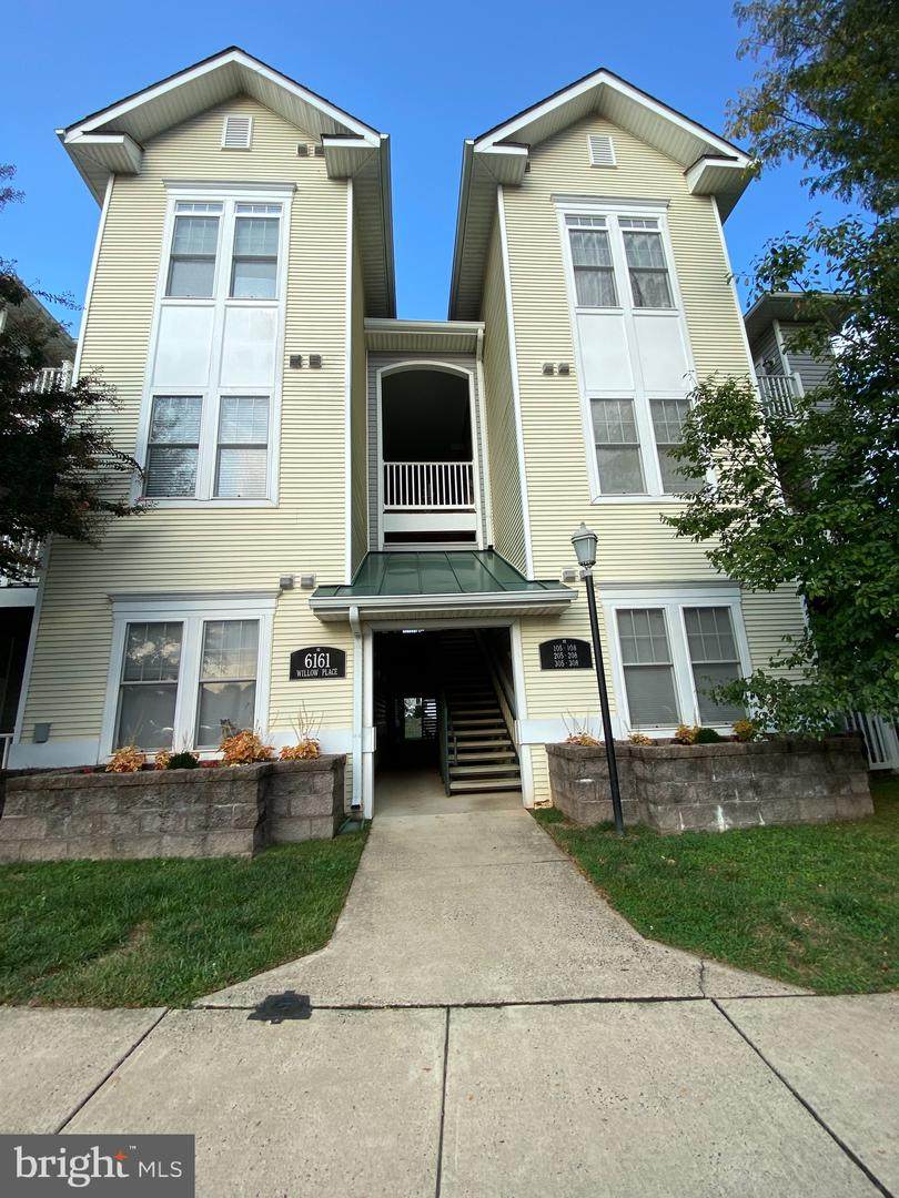 6161 Willow - Photo 1