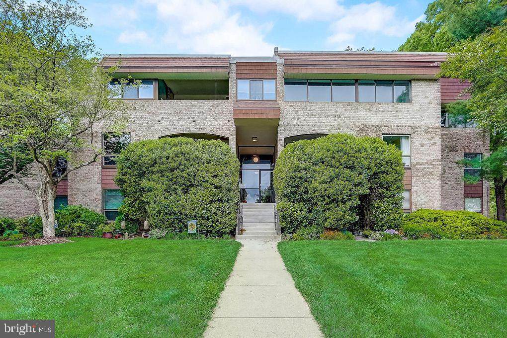 419 Christopher Avenue - Photo 1