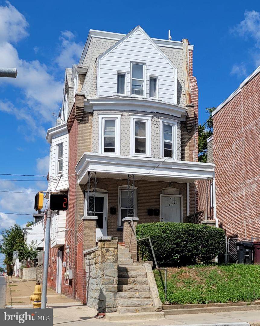 201 Broom Street - Photo 1