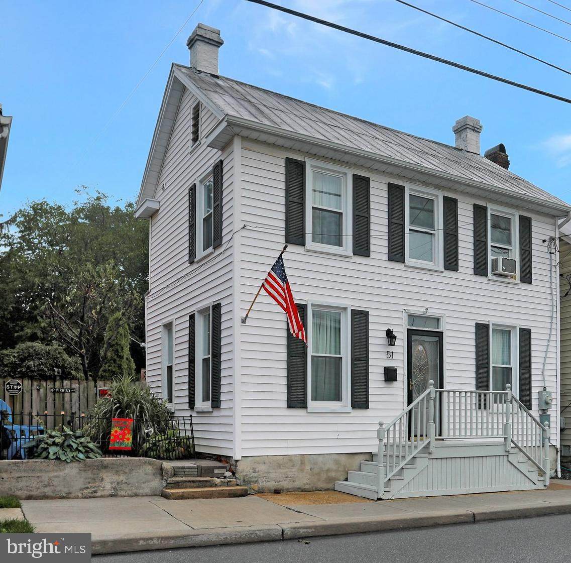 51 Franklin Street - Photo 1