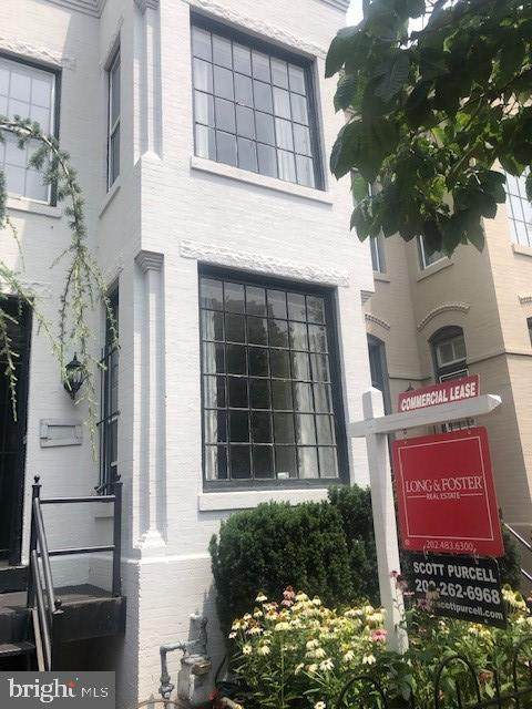 204 E Street - Photo 1