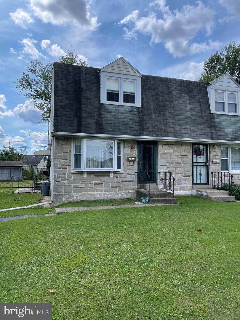 1314 Langley Street - Photo 1