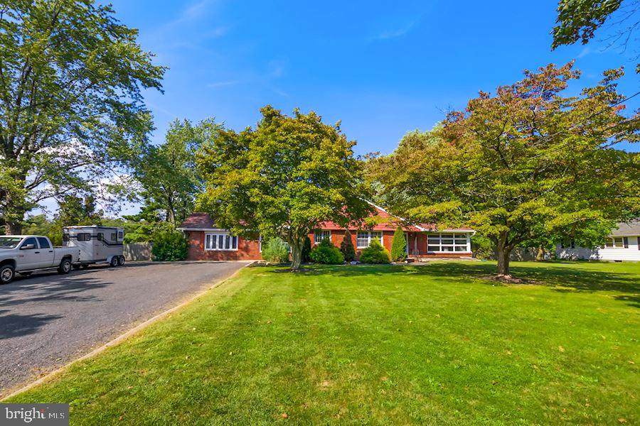 218 Butler Avenue - Photo 1