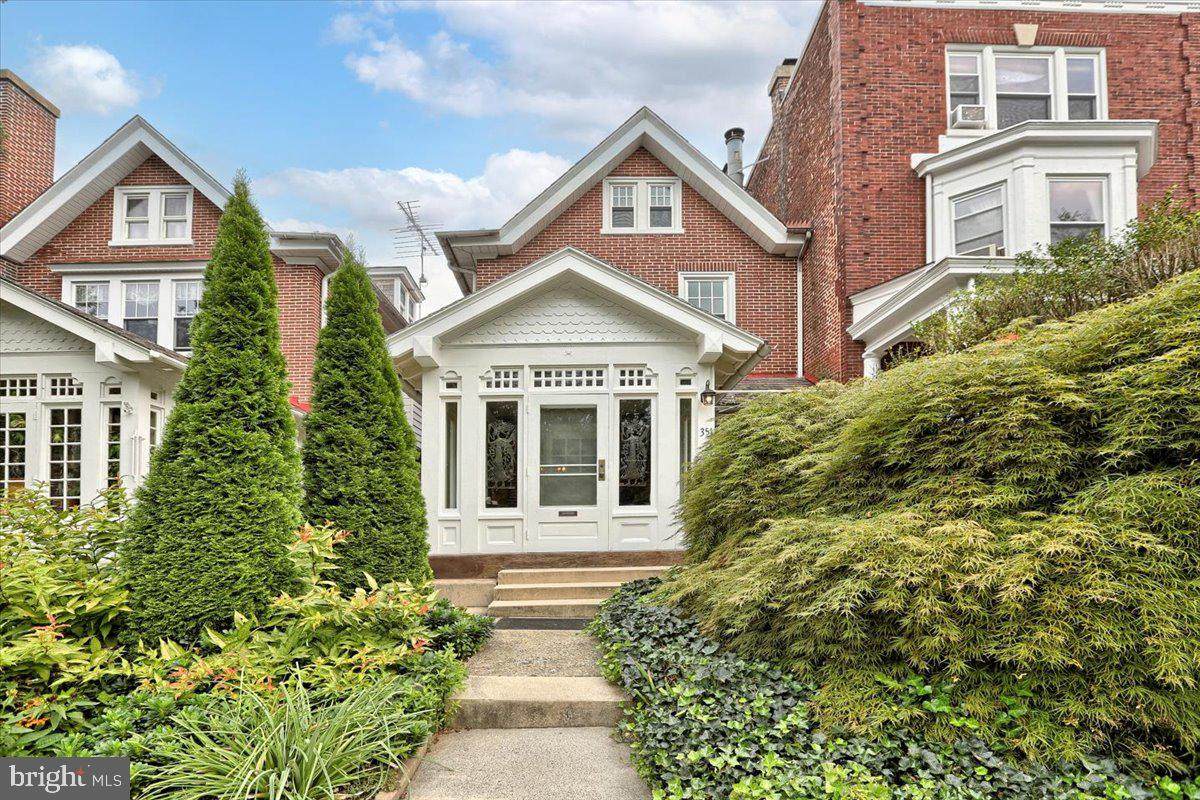 351 N West End Avenue - Photo 1