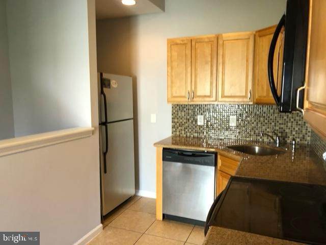 1725 Berks Street - Photo 1