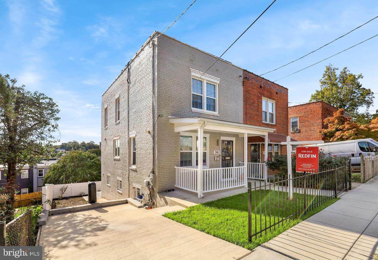 741 Congress Street - Photo 1