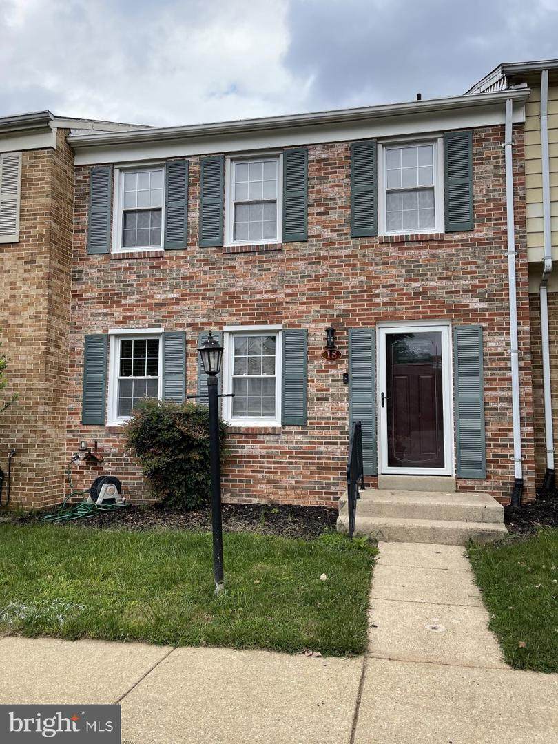 18 Chantilly Court - Photo 1