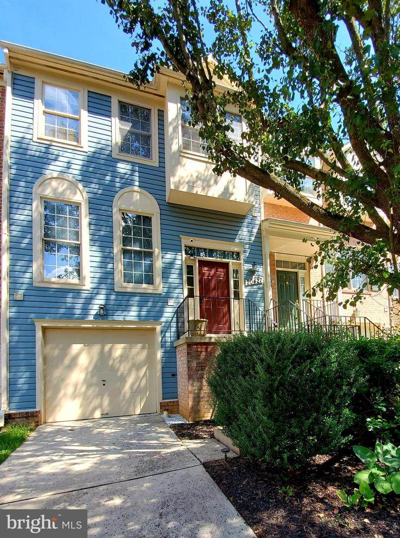 20427 Ivybridge Court - Photo 1