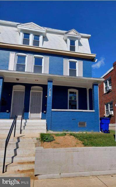 347 West Side Ave - Photo 1
